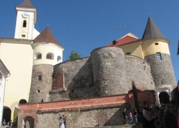 Закарпатська дзиґа в червні