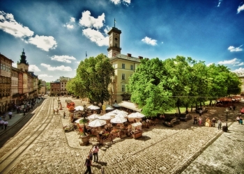 Тур по Львівщині (замки, гори, архітектура)