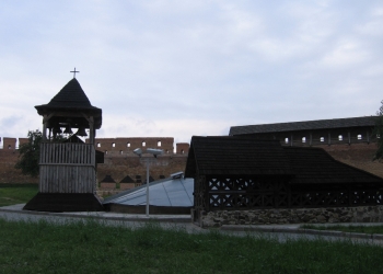 Тур замками та святинями Галичини, Волині